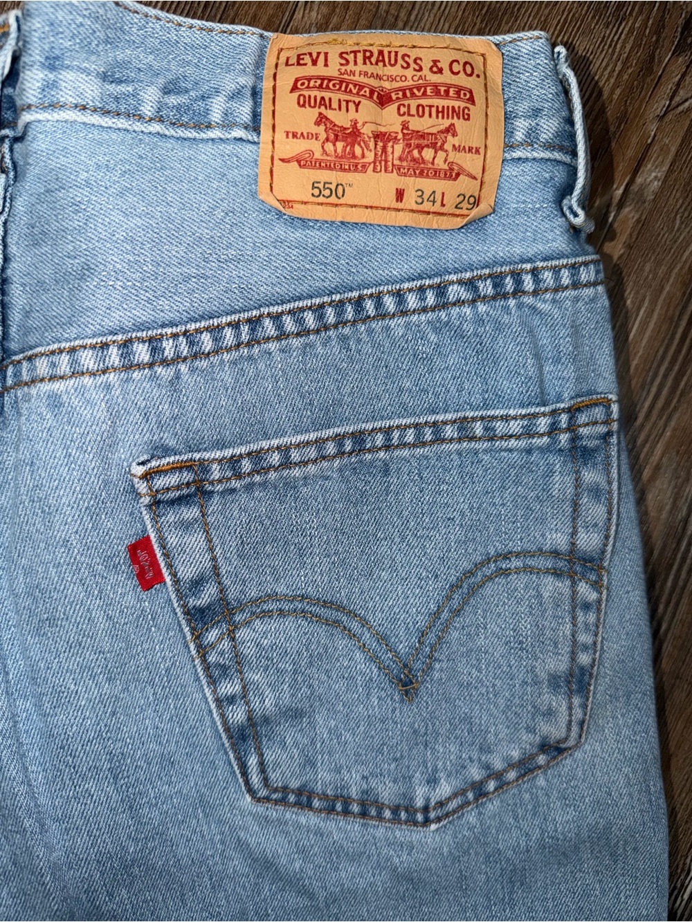Vintage 90s Levi's 550 Relaxed Fit Jeans Mens 34x29 Blue Tapered Leg Denim - Picture 4 of 4